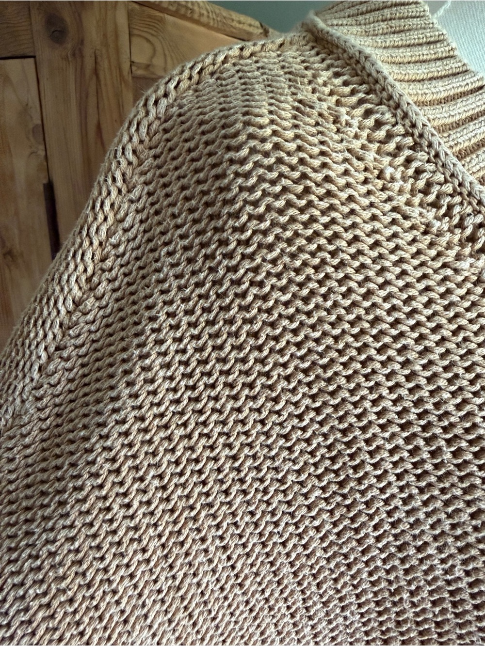 American Eagle 100% cotton camel v-neck oversized knit sweater | size small - Picture 5 of 11